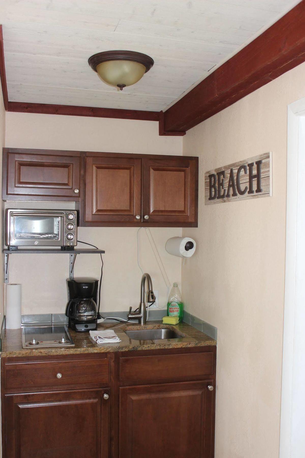 Schooner Hotel St. Pete Beach Exterior foto